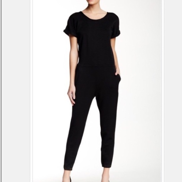 Theory Sorgia Scoop Neck Black Jumpsuit with Modern Minimalist Design Size Small - Picture 1 of 12